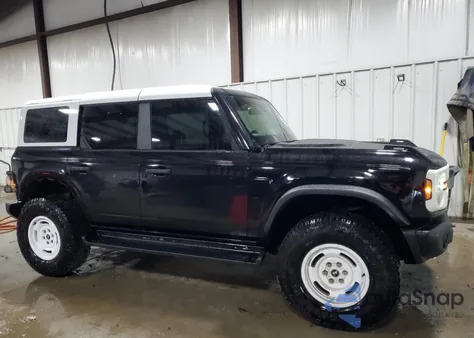 2025 Ford Bronco Heritage z USA, uszkodzony, nr VIN 1FMEE4DP0SLA51145